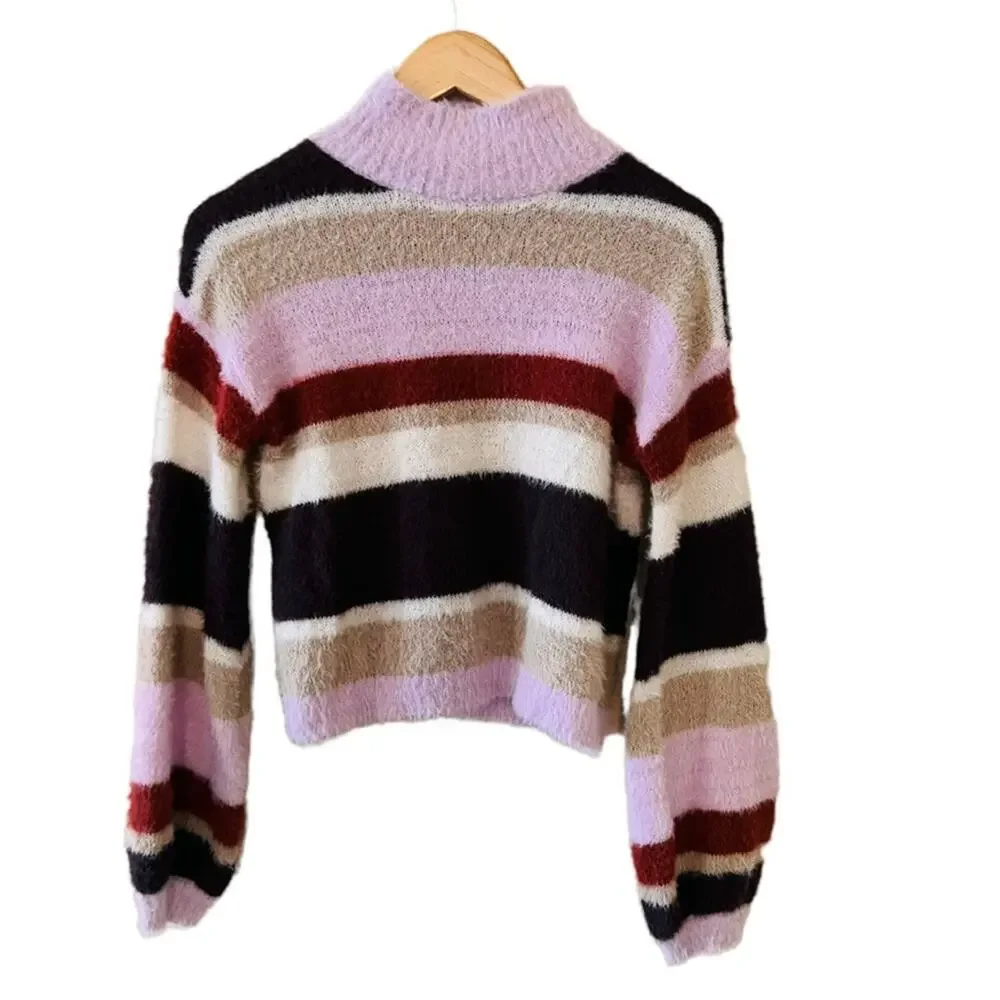 Louna sweater fuzzy